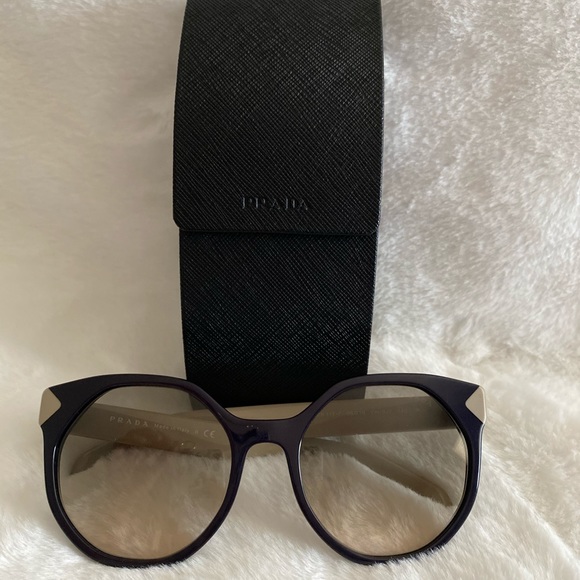 Prada Sunglasses - Picture 2 of 7